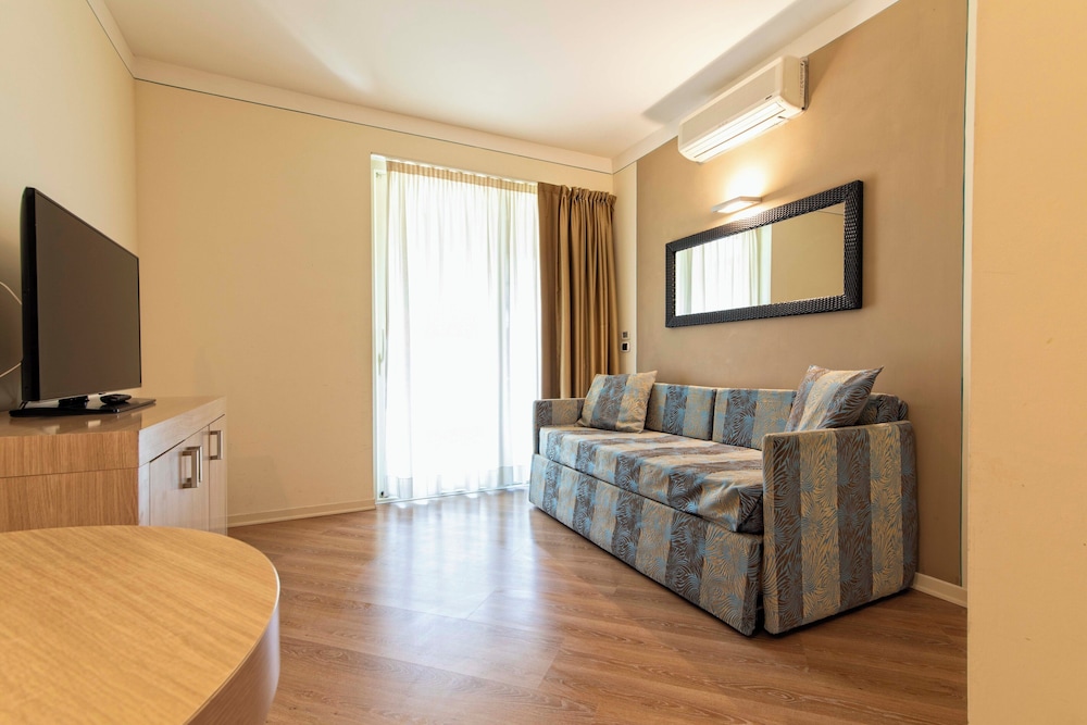 Junior Suite - Photo 6