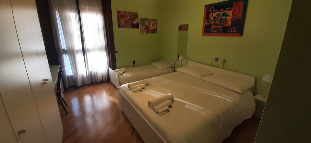 Business Triple Room