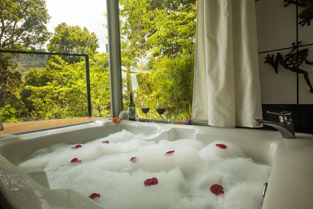 Quetzal Bungalow photo 3