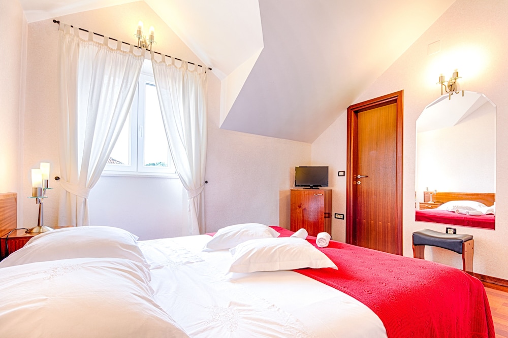 Double Room, City View photo 1