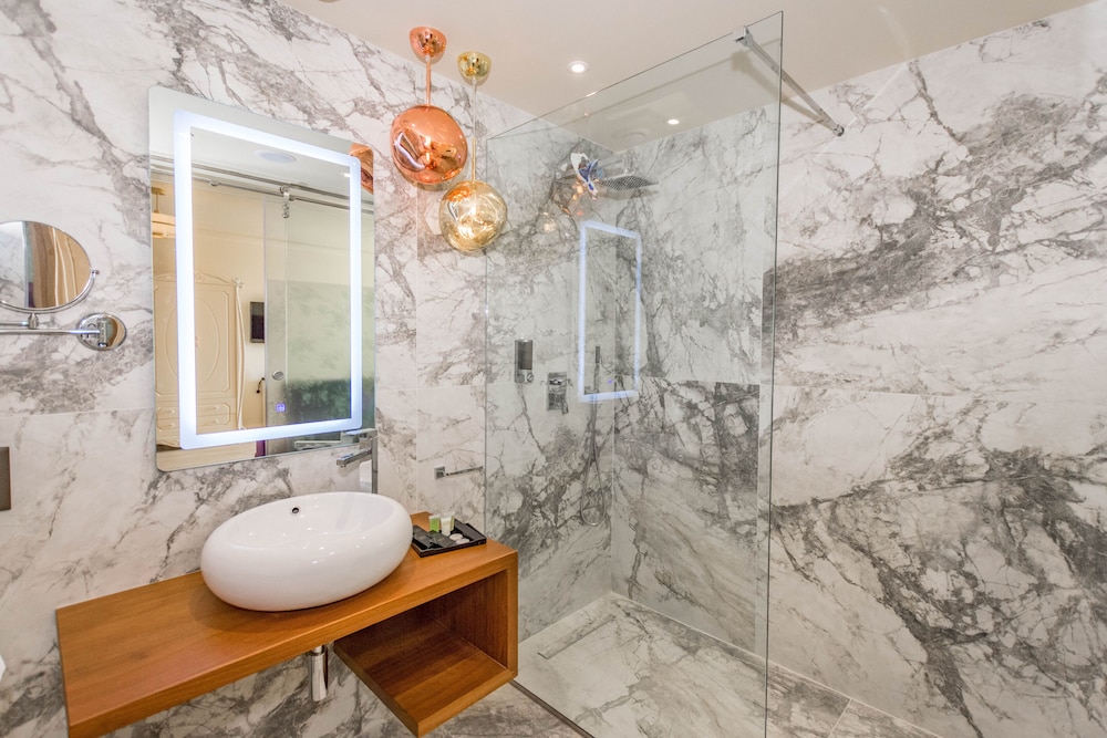 Executive Room photo 2