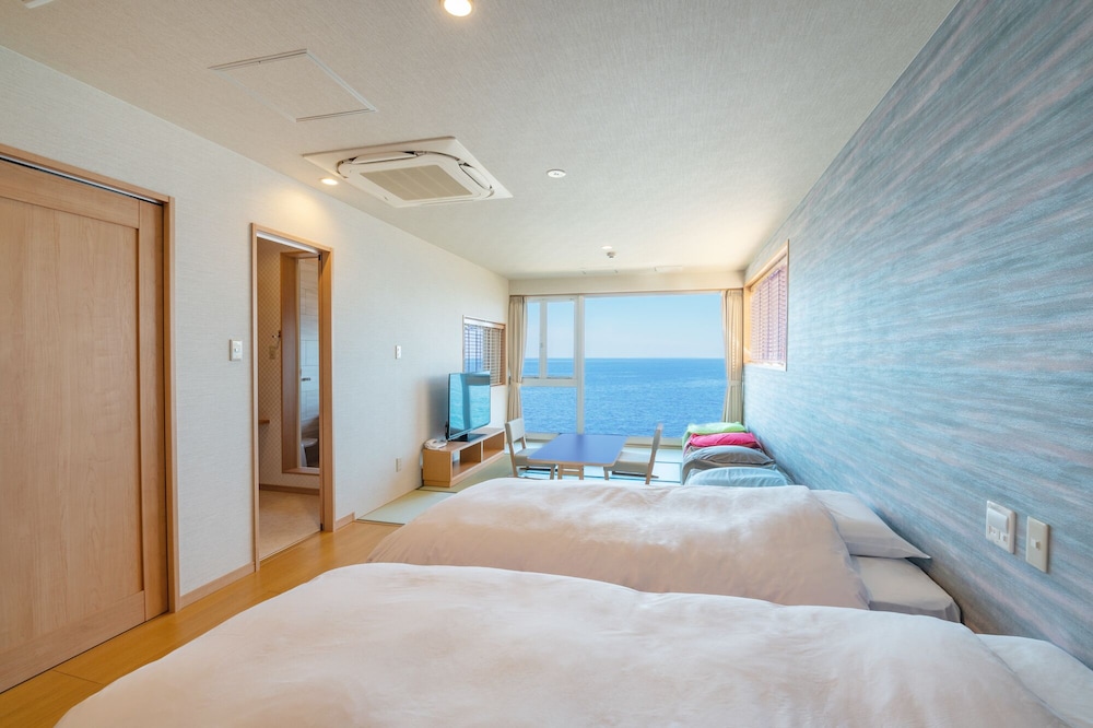 Japanese Style Room, Twin beds with observatory bath, Non Smoking