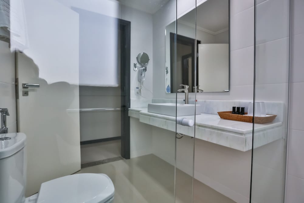 Room, 2 Twin Beds, Non Smoking - Photo 4