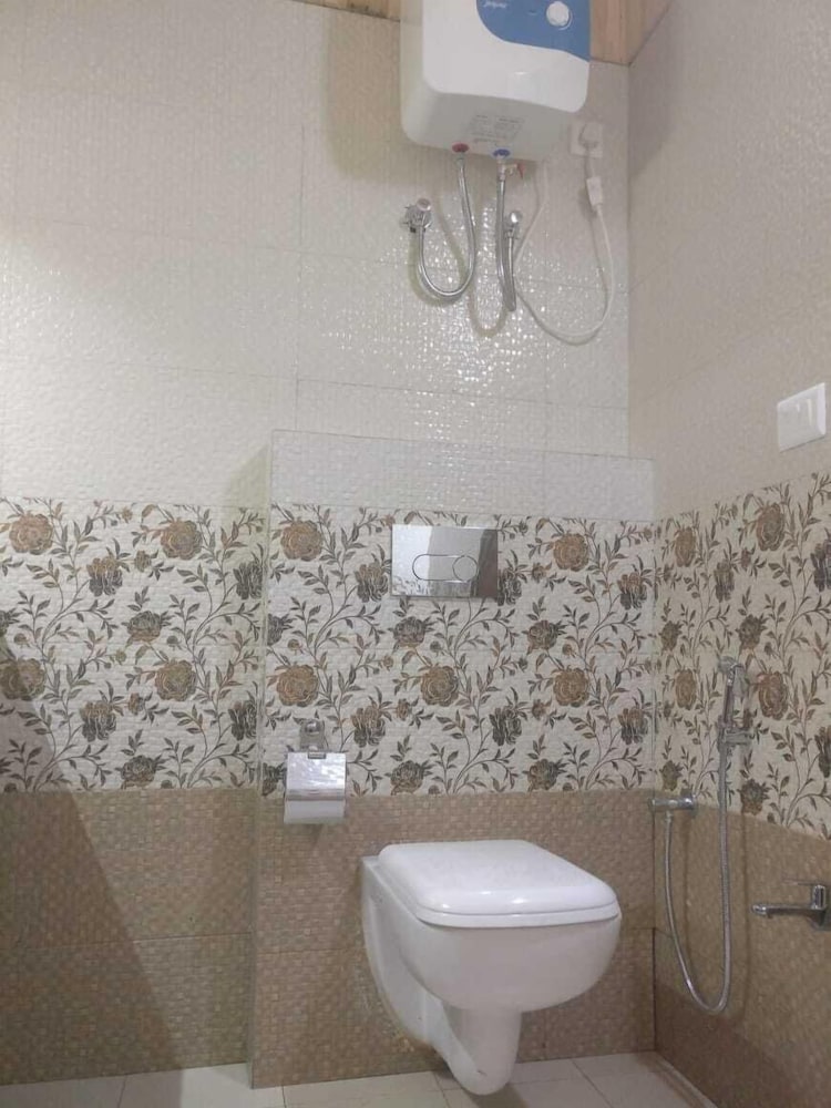 Deluxe Cottage photo 2