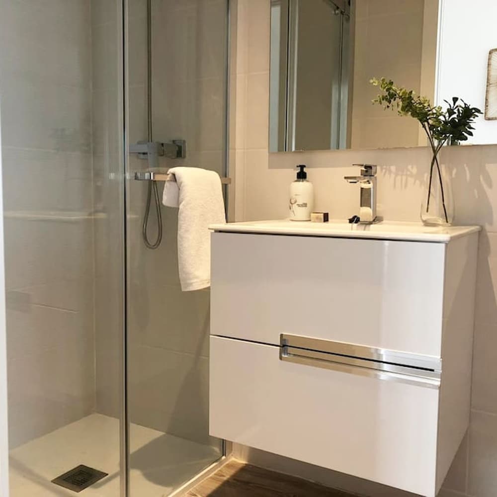 SEA View Apartment With 2 Pools Fully Equipped 4PP By Myrentalhost, Kuva 14