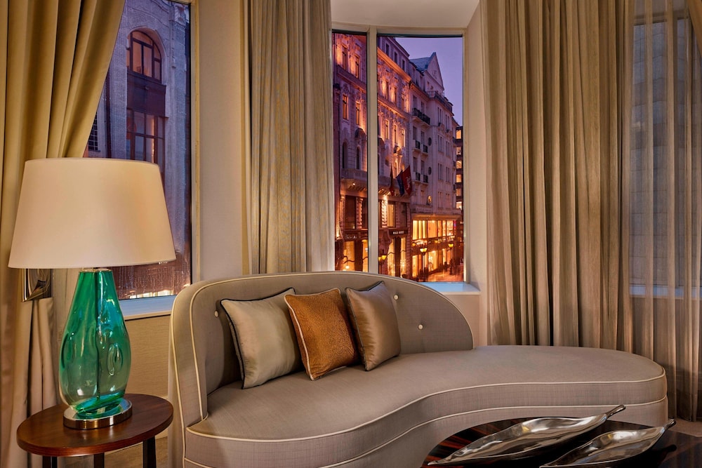 Club Suite, 1 Bedroom thumbnail 5