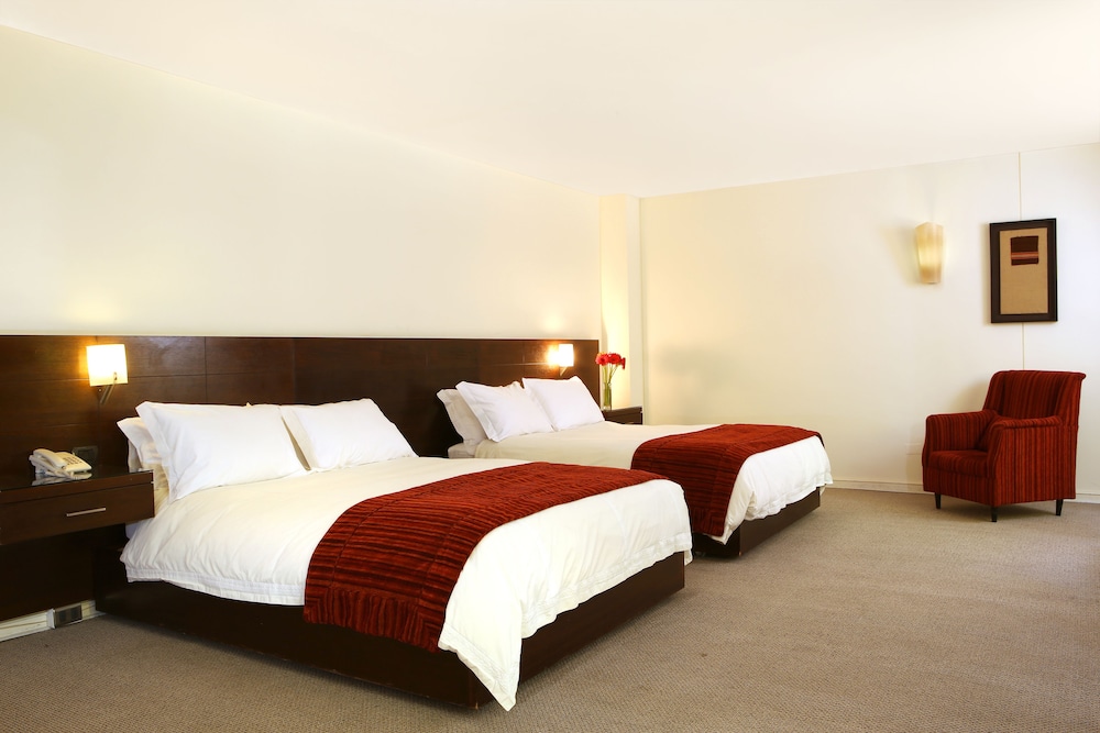 Deluxe Double Room, 2 Queen Beds photo 1