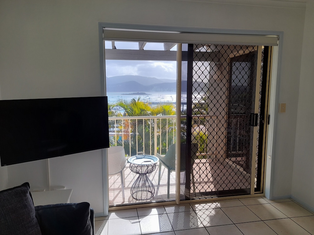 Apartment, 2 Bedrooms, Marina View photo 1