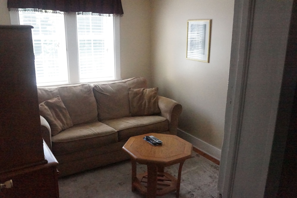 Deluxe Suite photo 3