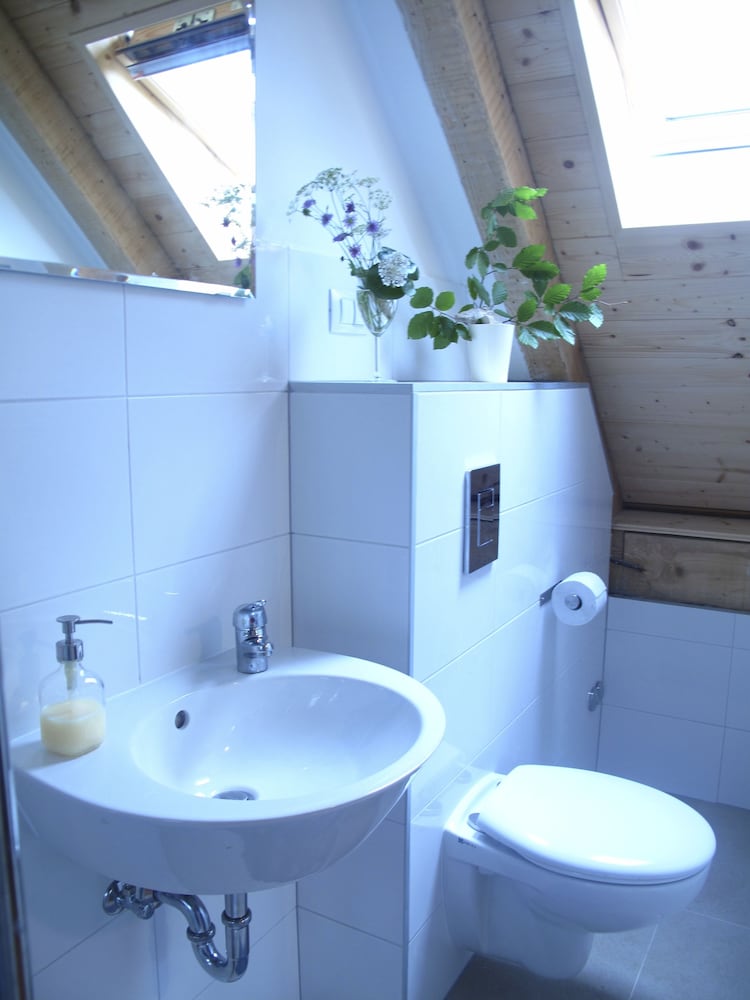 Double Room (Attic), Twin Bed photo 3