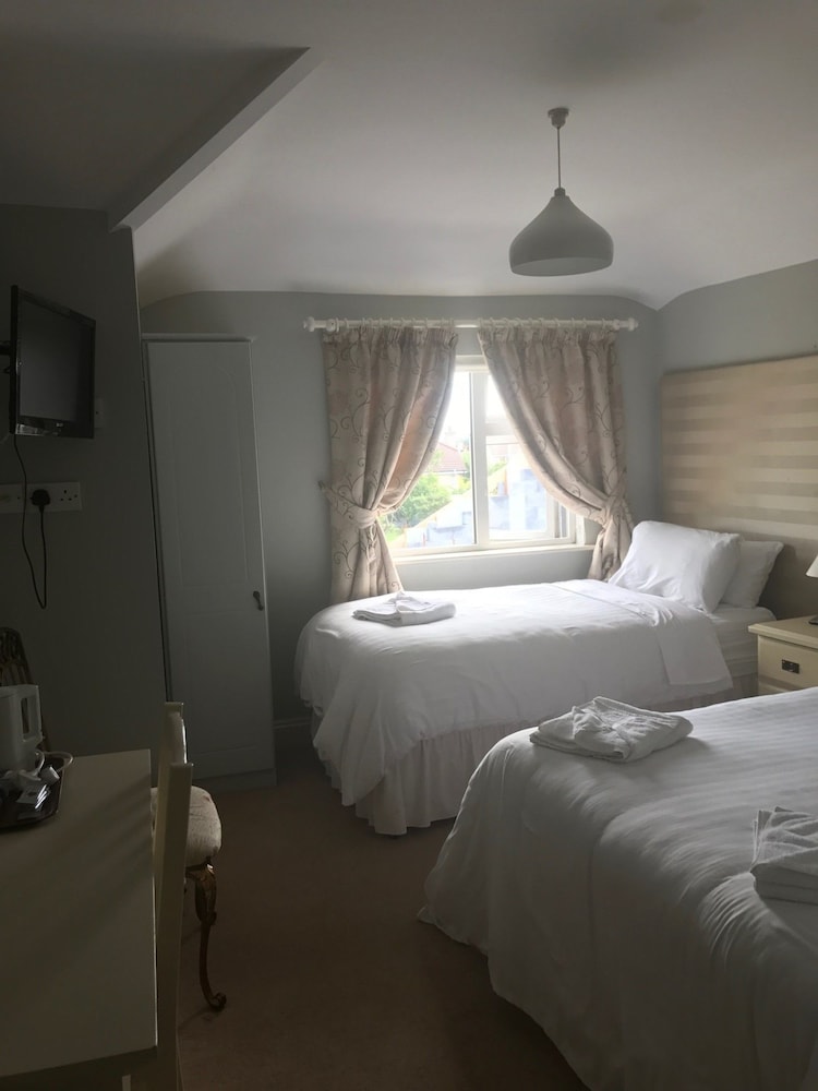 Standard Twin Room, 2 Twin Beds, Ground Floor photo 3