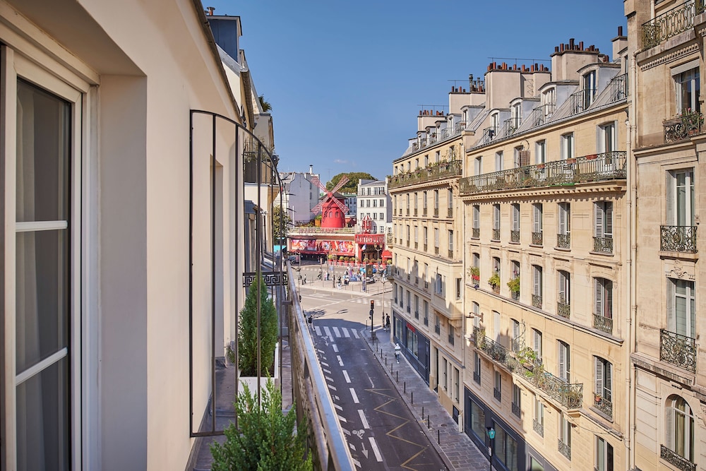 Classic Double Room, Balcony, Moulin Rouge view