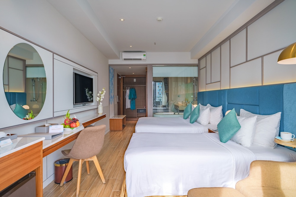 Premier Triple Room photo 3