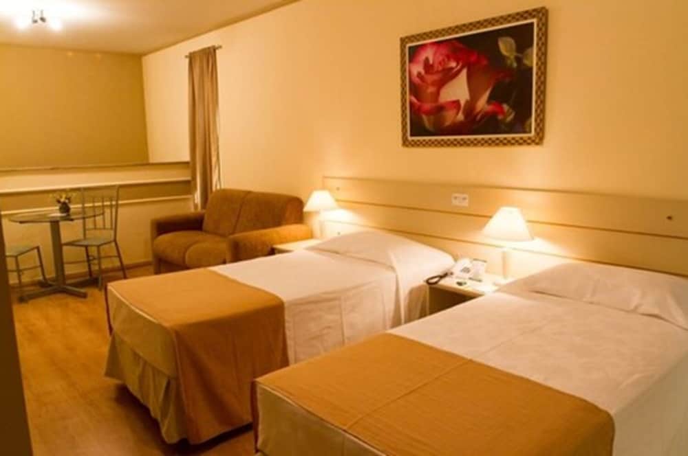Deluxe Twin Room, City View photo 2