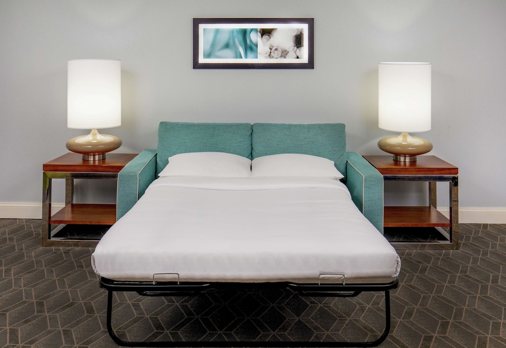 Junior Suite, 1 King Bed with Sofa bed - Photo 3
