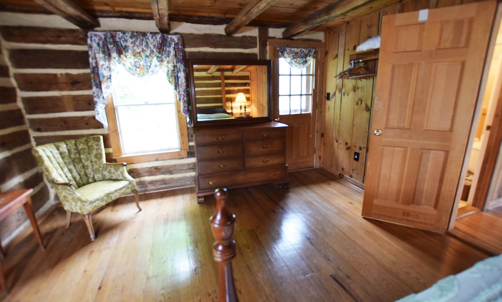 Boxwood Cottage - Photo 9
