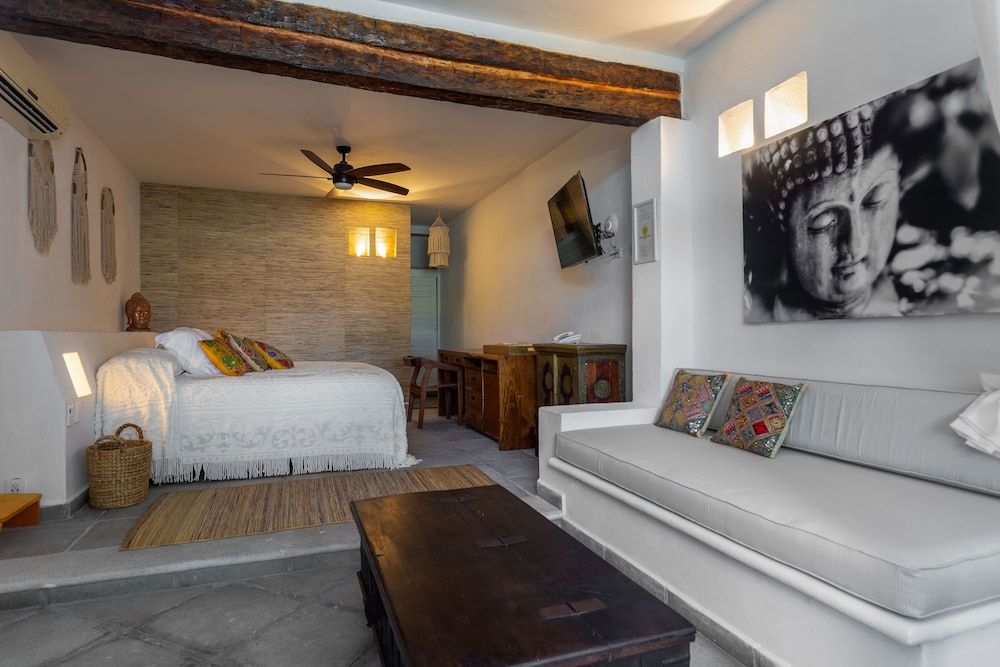 Plunge Pool Suite