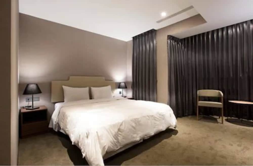Business Double Room