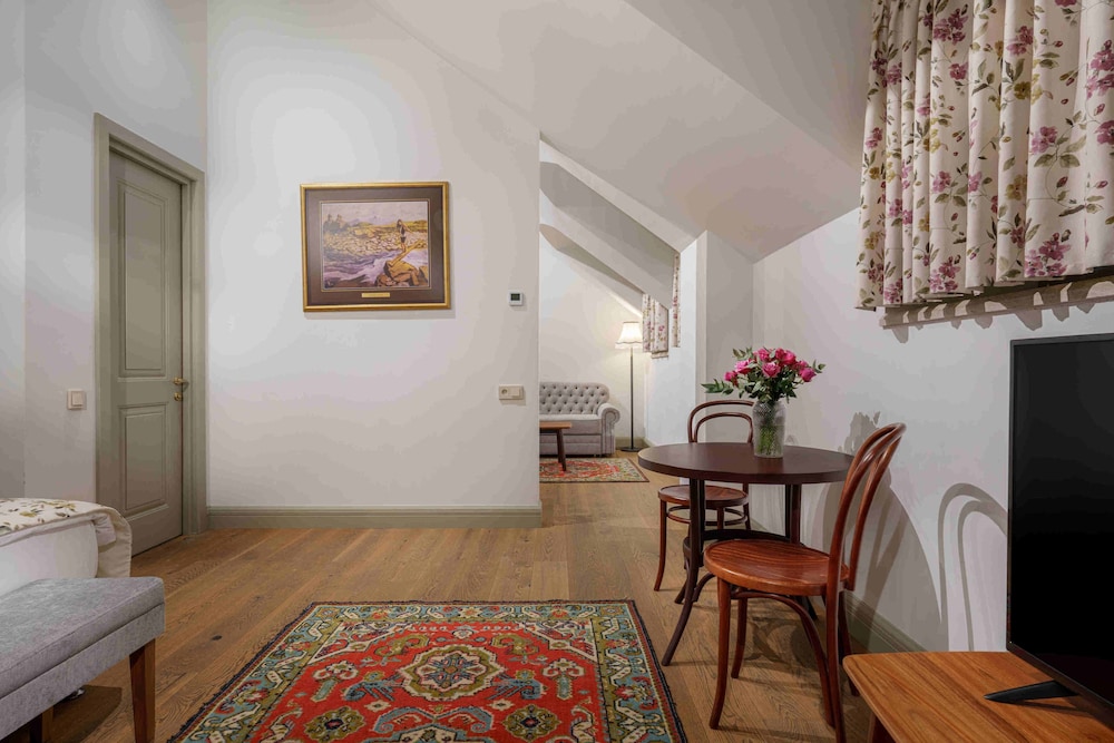 Luxury Room photo 2