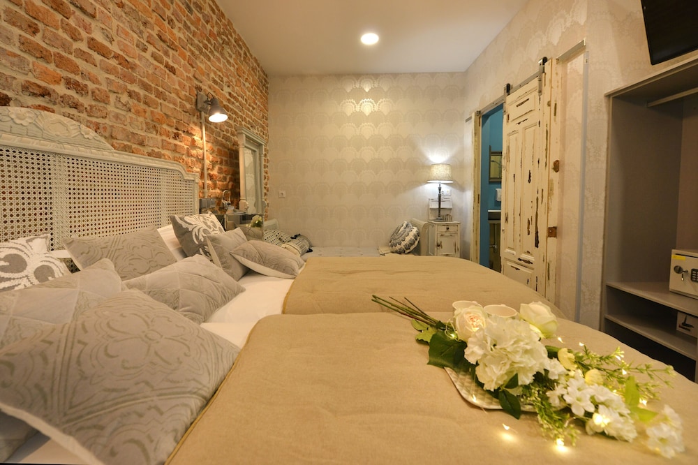 Habitación Triple, Baño Privado (Interior PP)