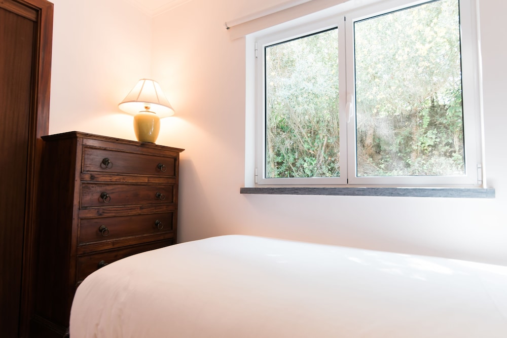 Family Suite, 2 Bedrooms, Kitchenette, Mountain View photo 2