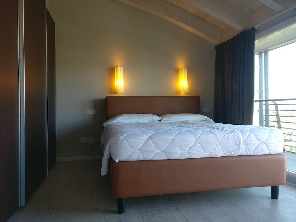 Superior Suite, 1 Bedroom, Terrace, Tower photo 3