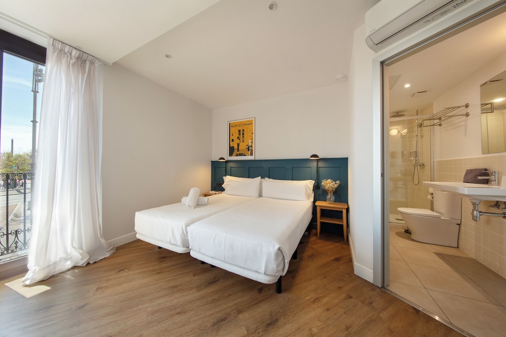 Superior Double Room, Harbor View photo 2