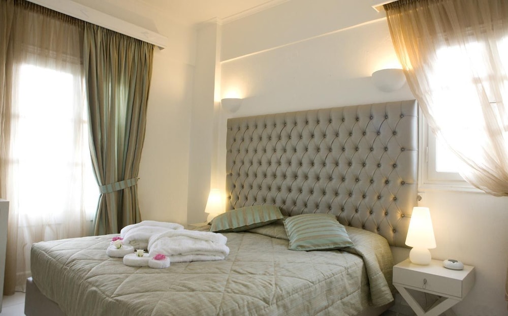 Triple Room - Photo 1