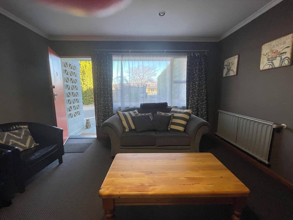 Apartment, 2 Bedrooms (2Q2S)