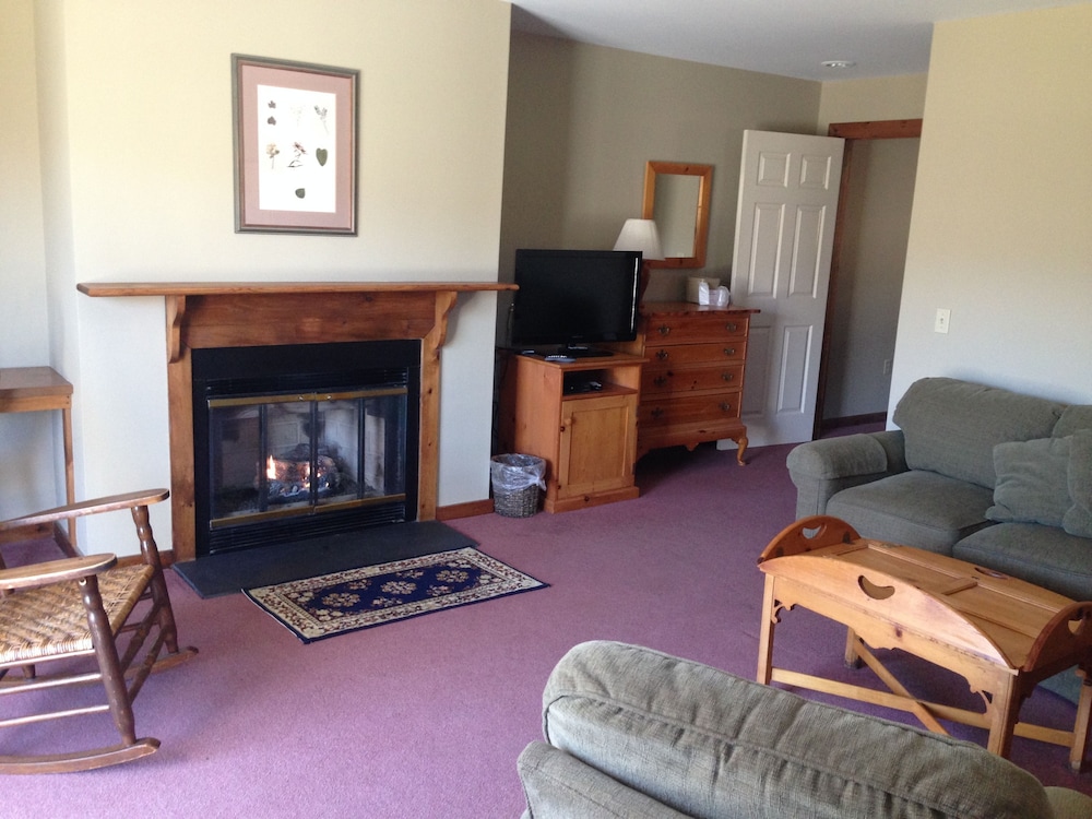 One Bedroom Fireplace Suite