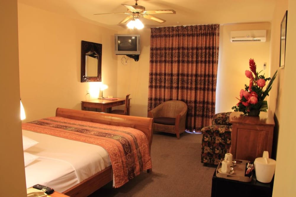 Standard King ( Manaia ) Room photo 3