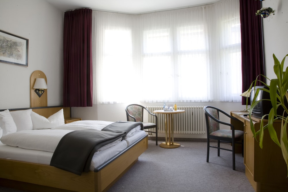 Standard Double Room photo 2