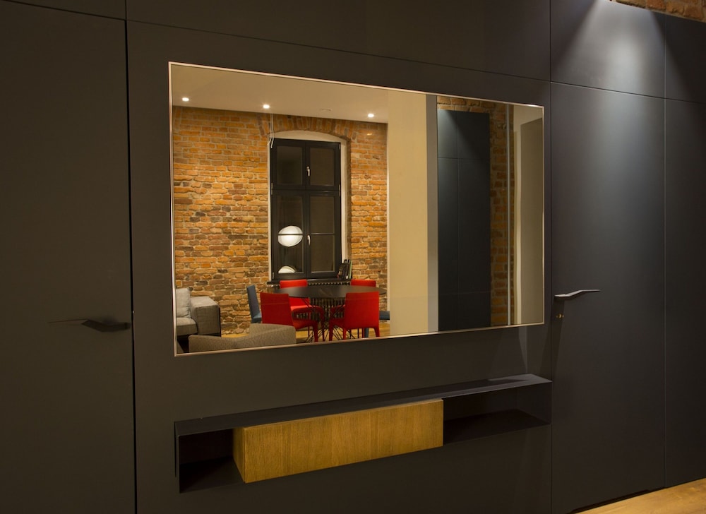 Suite, 1 Bedroom, 2 Bathrooms thumbnail 6