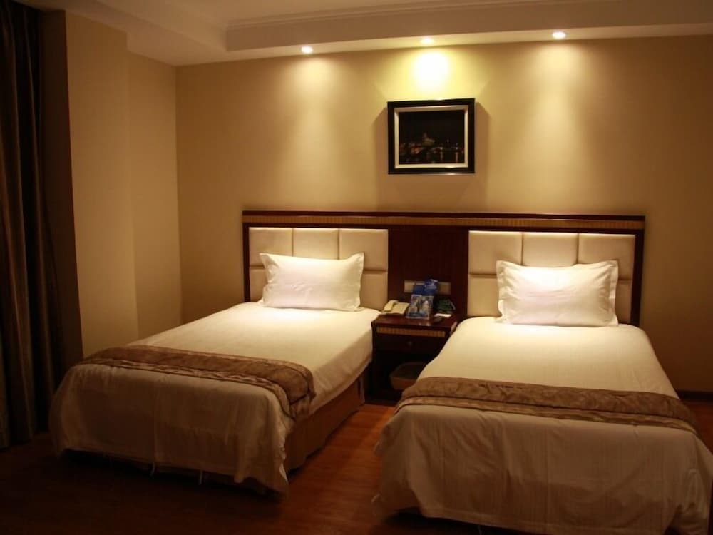 Standard Twin Room photo 1