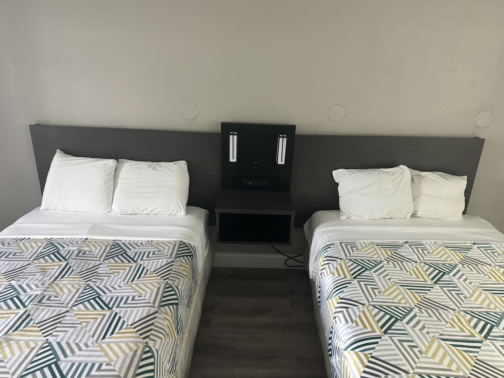 Travelodge by Wyndham Norfolk Airport, Photo 10