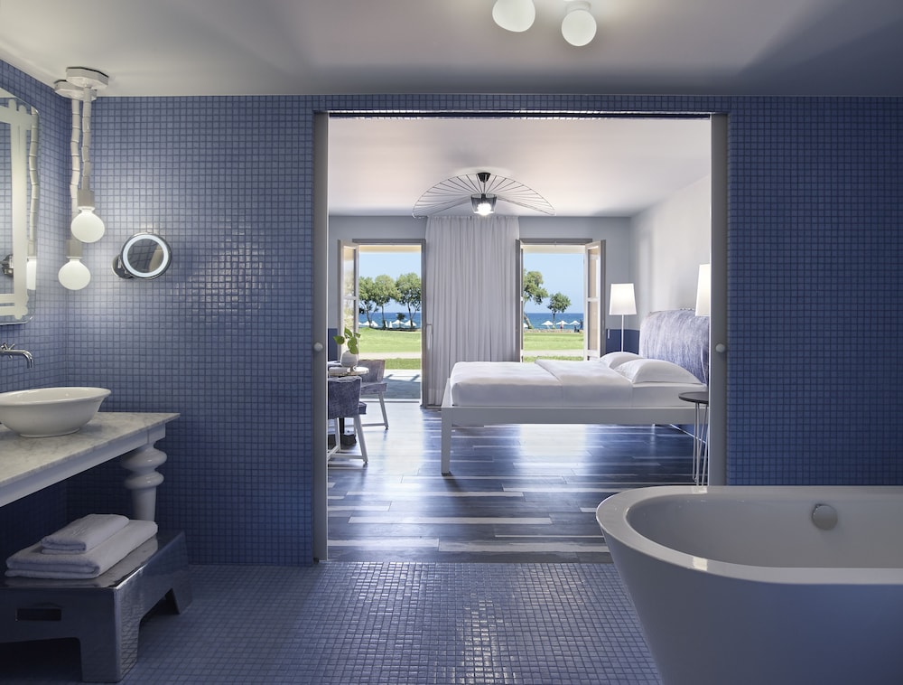 Premier Suite, 2 Bedrooms, Terrace, Sea View photo 2