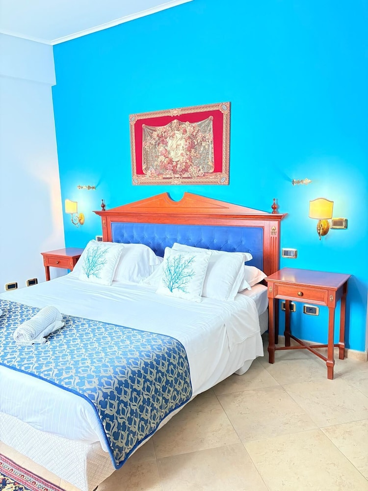 Deluxe Double Room - Photo 6