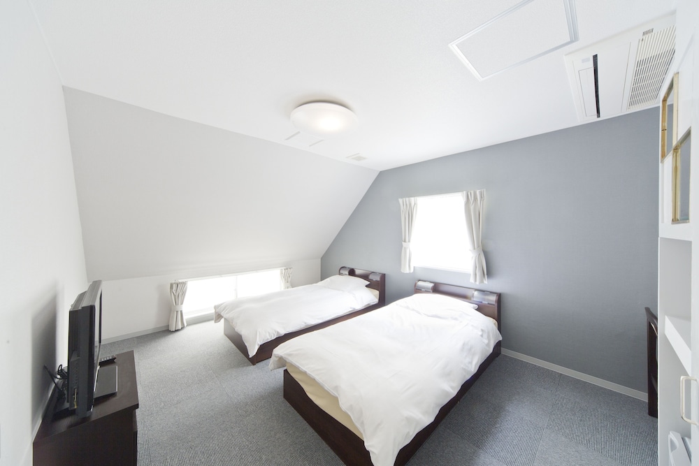 Twin Room, Annex Building, Non Smoking photo 2