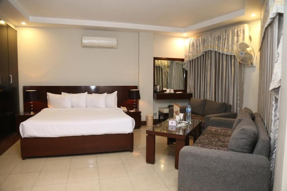 Deluxe Double Room photo 3
