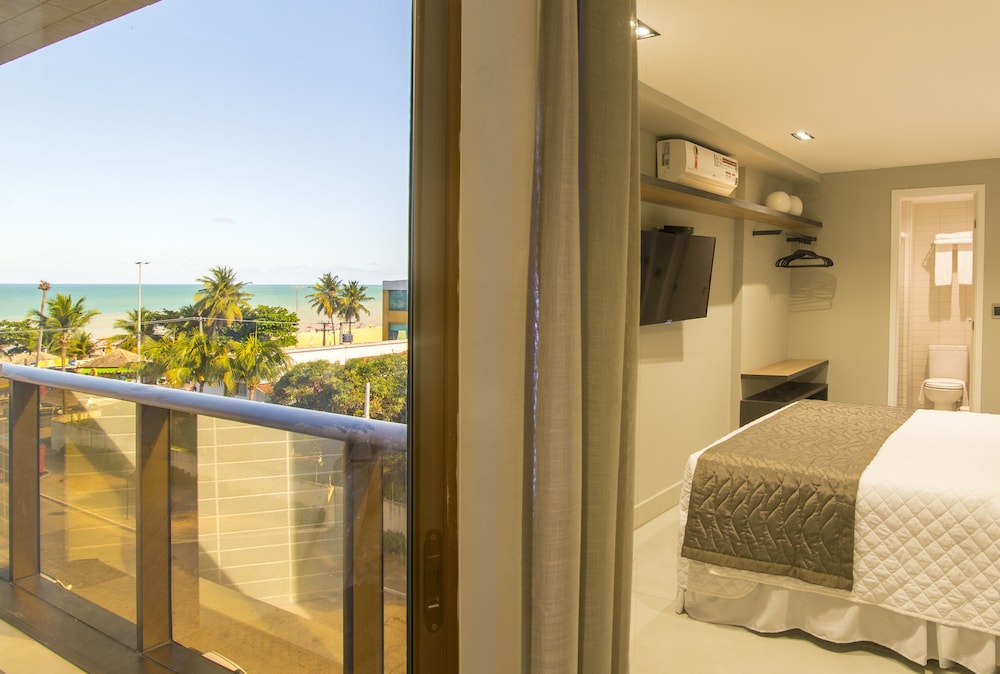 Deluxe Room - Photo 2