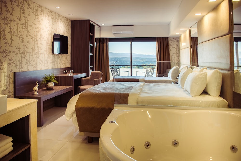 Suite Superior con Jacuzzi
