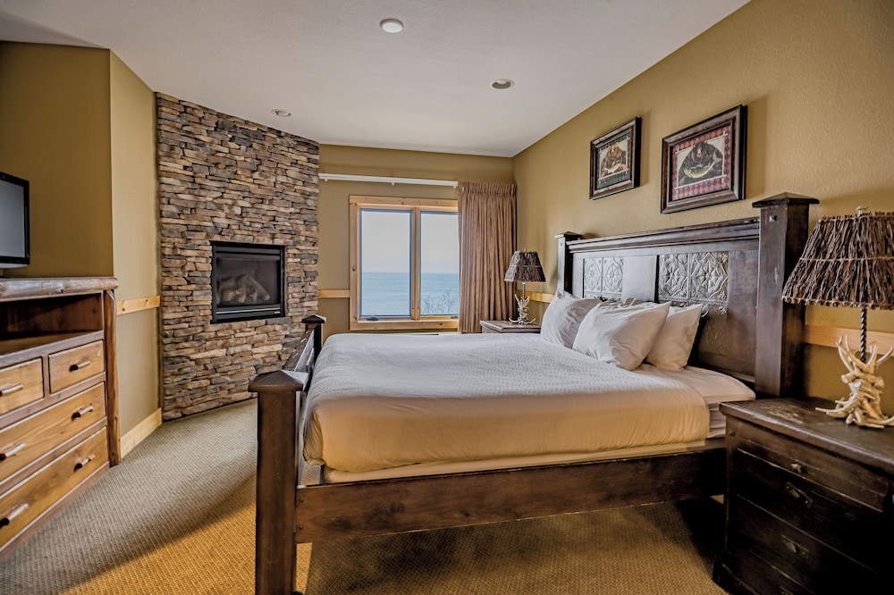 Junior Suite, 1 Bedroom, Jetted Tub, Lake View
