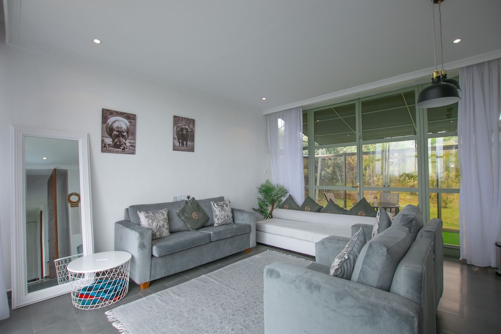 Exclusive Bungalow, 1 Bedroom photo 1