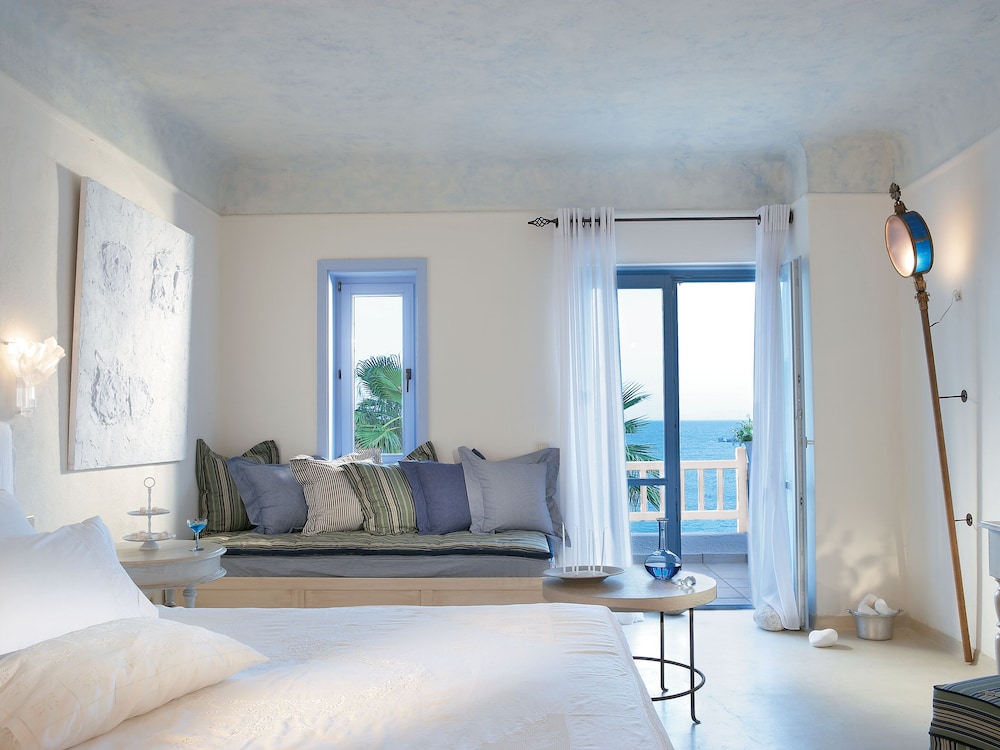 Honeymoon Bungalow - Photo 1