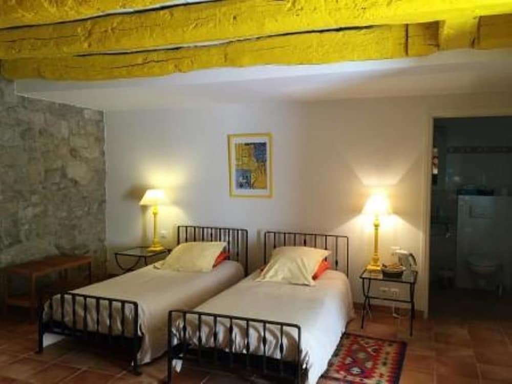 Room (Jaune) photo 1