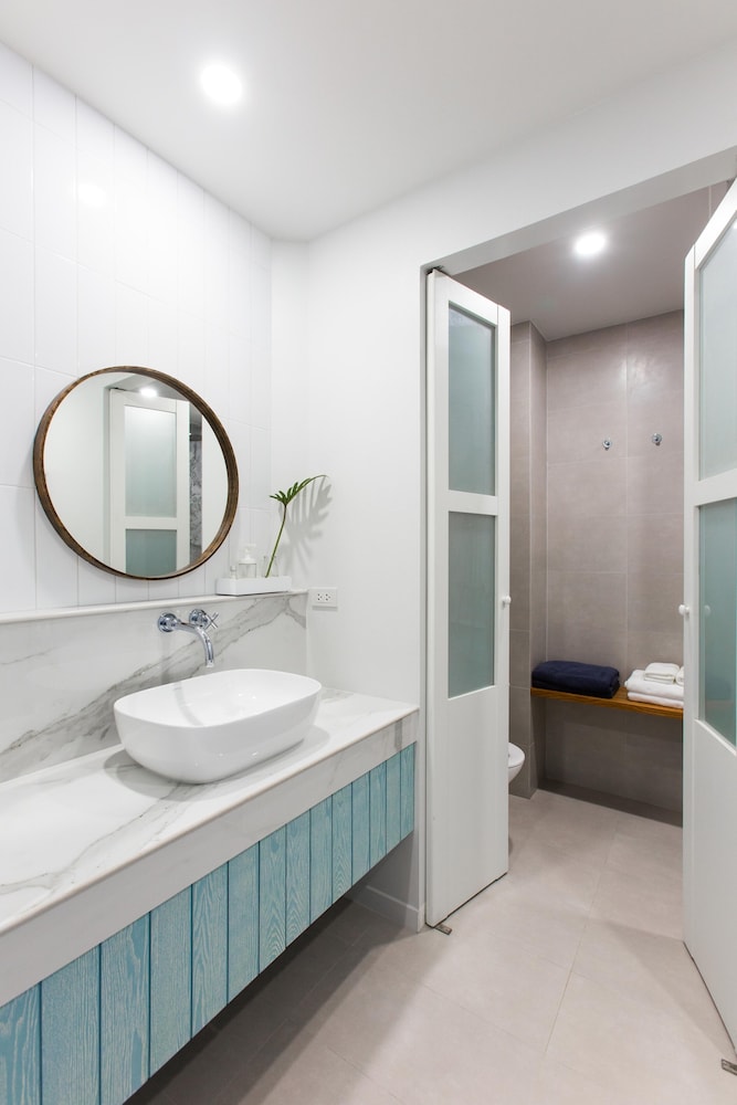 Standard Twin Room - Photo 4