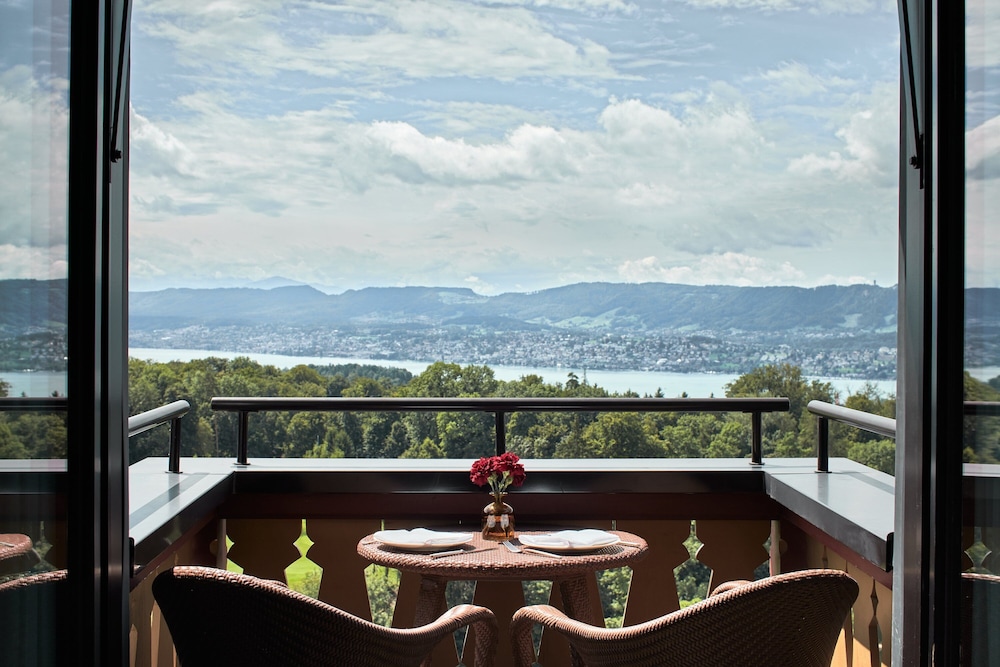 Junior Suite Deluxe, Alps/ Zurichsee View, Balcony, Whirlpool, Spa Access (12 years+) - Photo 9
