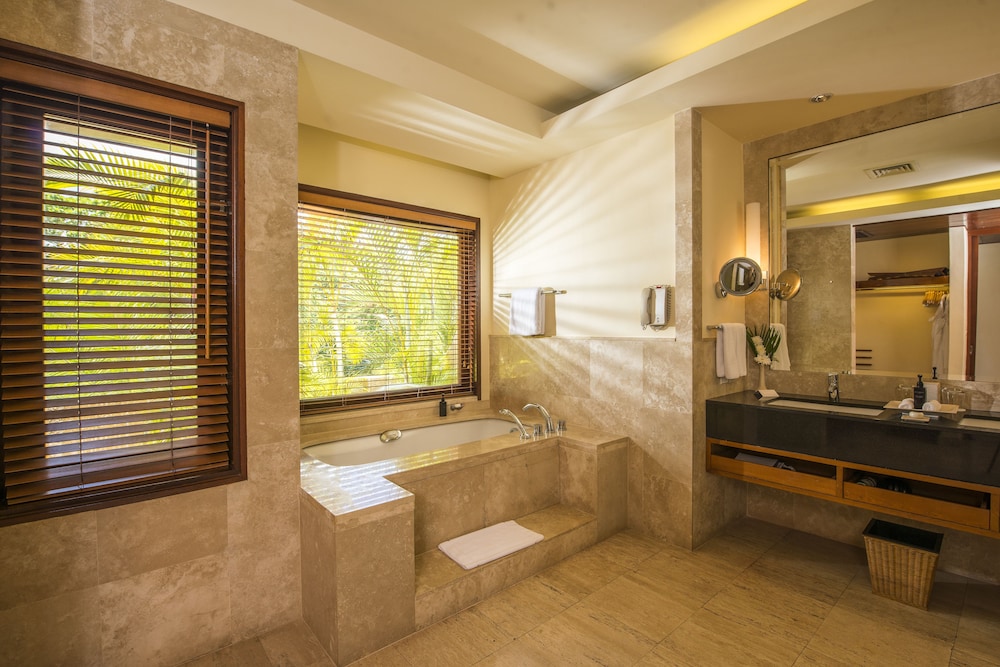 Junior Suite, View - Photo 2