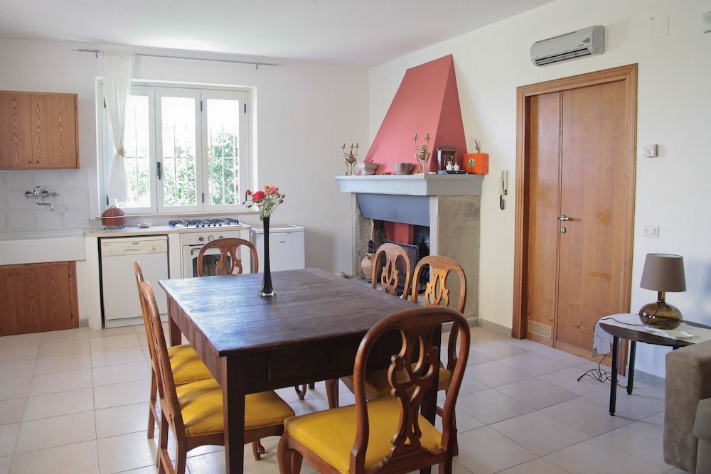 Panoramic Villa, 5 Bedrooms, Lake View photo 3