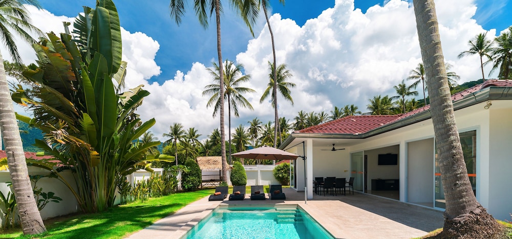 Comfort Villa, Pool View, Garden Area